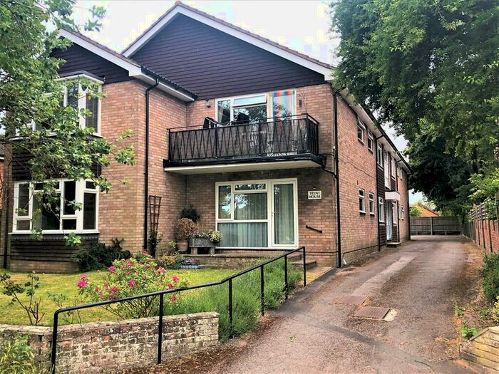 2 Bedroom Apartment To Rent In Rectory Road, Worthing, BN14