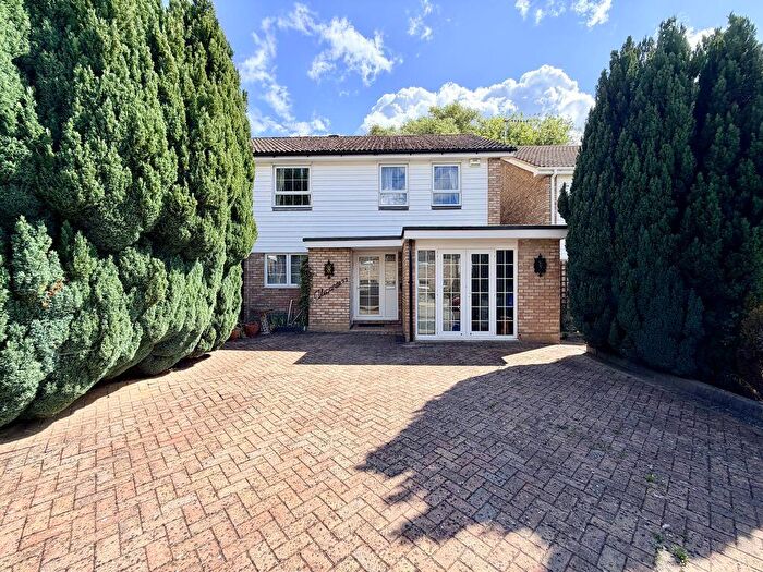 4 Bedroom Semi-Detached House For Sale In Backing The River Wye - No Chain, HP10