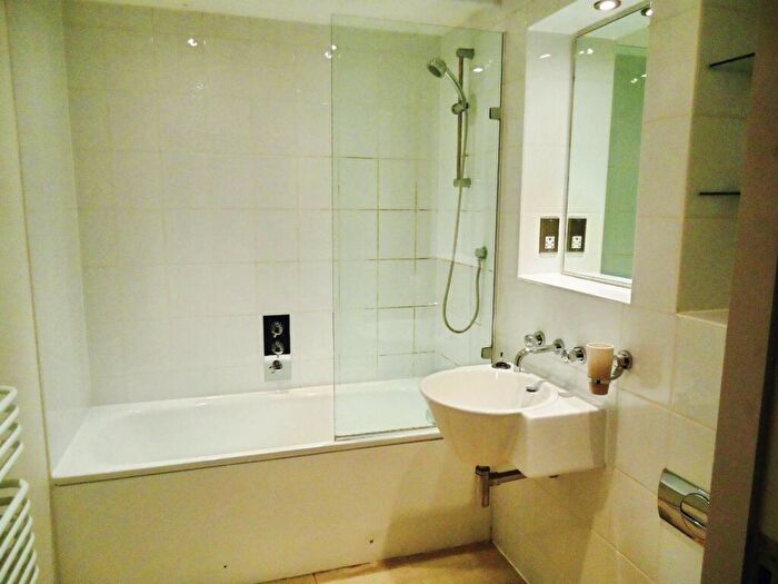 1 Bedroom Flat To Rent In Great George Street, Leeds, West Yorkshire, Uk, LS1