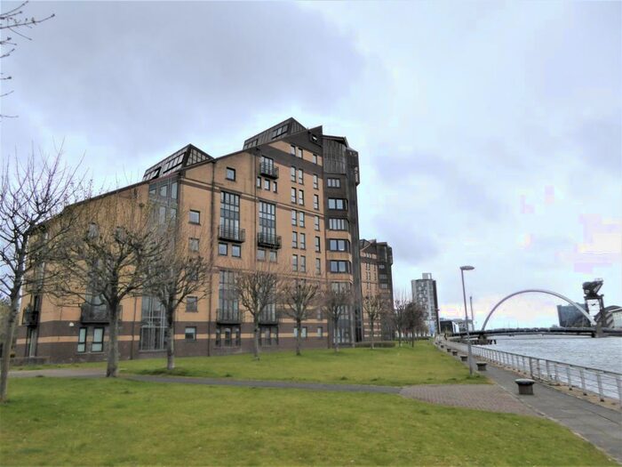 3 Bedroom Penthouse To Rent In Mavisbank Gardens, Festival Park, Glasgow, G51