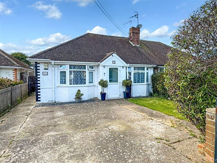 3 Bedroom Semi Detached Bungalow For Sale In Clarence Avenue, Littlehampton, BN17