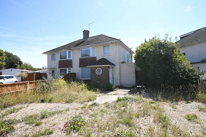 3 Bedroom Semi-Detached House For Sale In Founders Way, Bridgemary, PO13