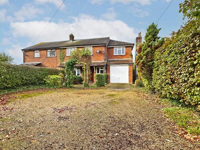 4 Bedroom Semi-Detached House For Sale In Aldford Road, Huntington, CH3