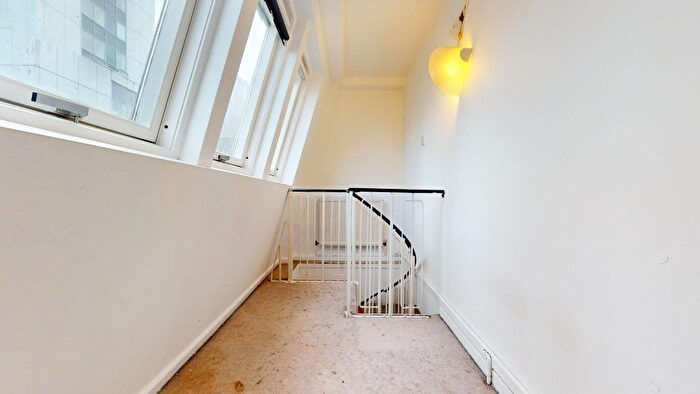 1 Bedroom Studio To Rent In Double Room, Chalton Street, Euston, NW1