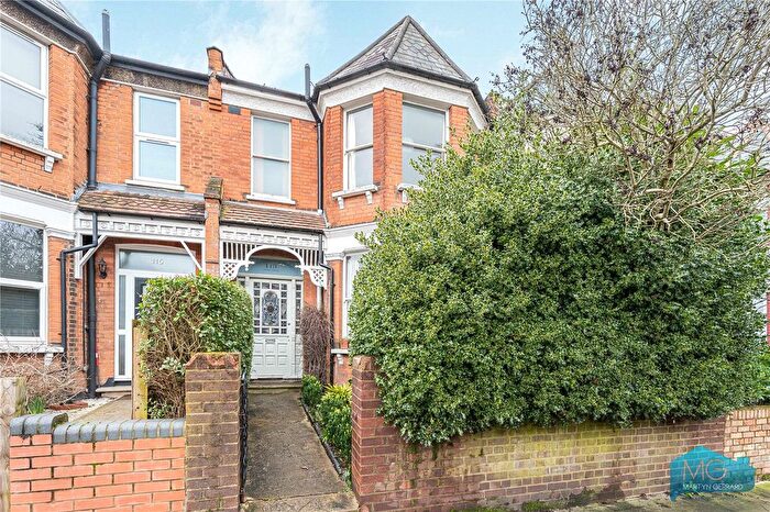 3 Bedroom Terraced House For Sale In Station Road, Finchley, London, N3