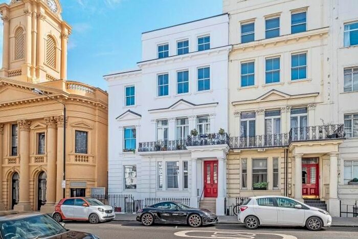 1 Bedroom Flat To Rent In Kensington Park Road, London, W11