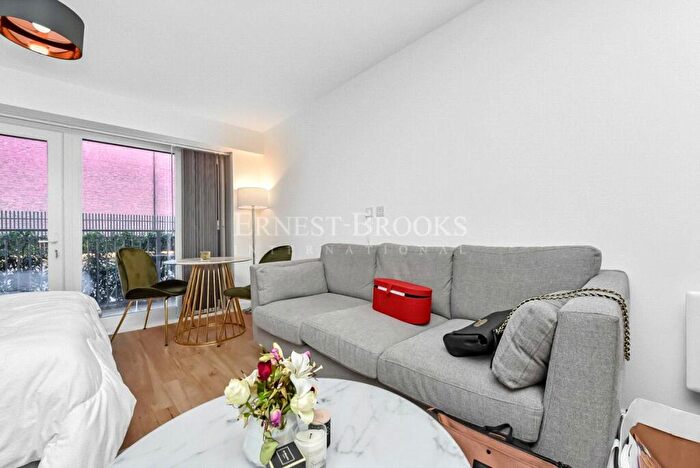 Apartment To Rent In Fairbank House, Beaufort Park, Colindale, NW9