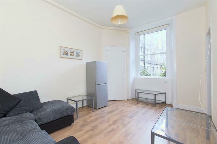 2 Bedroom Flat To Rent In Caledonian Road, Dalry, Edinburgh, EH11
