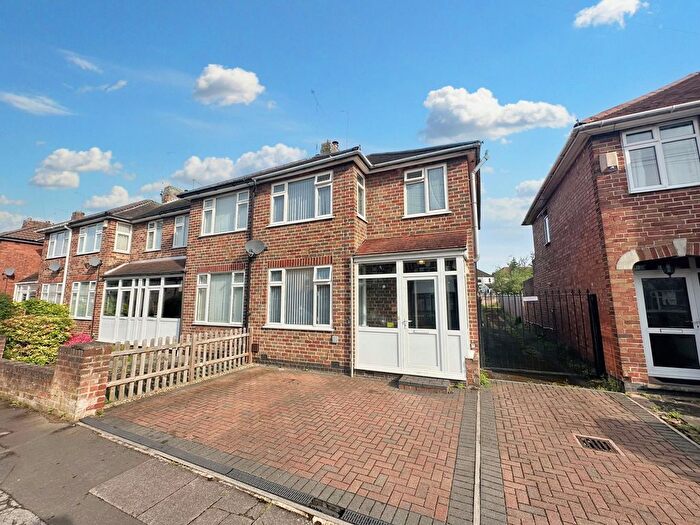 4 Bedroom End Terrace House For Sale In Franciscan Road, Coventry, CV3