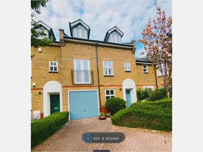 2 Bedroom Terraced House To Rent In Alfred Close, London, W4