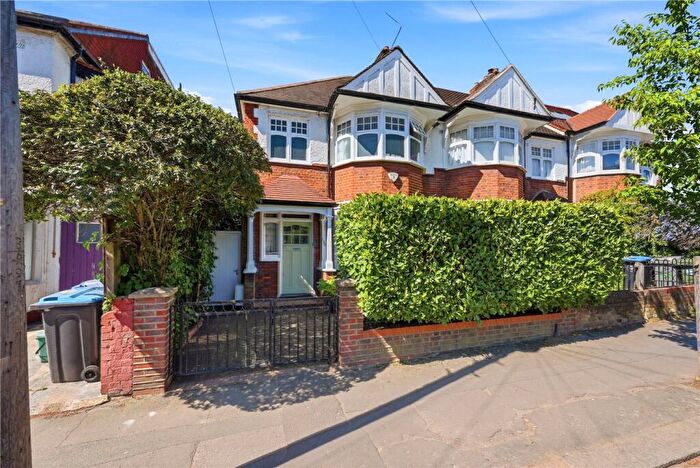 3 Bedroom End Of Terrace House For Sale In College Road, London, NW10