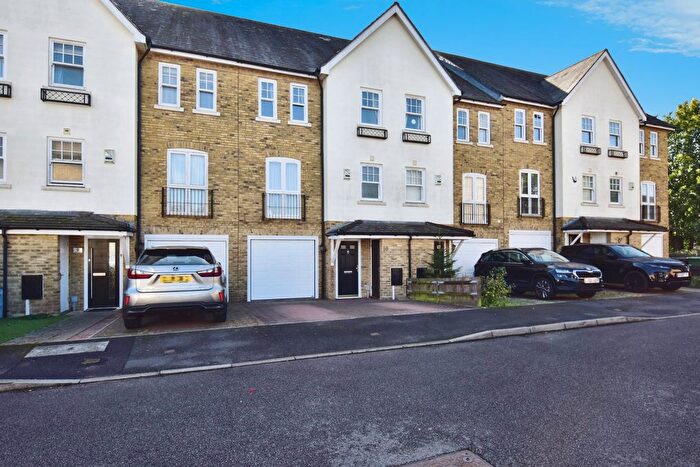 4 Bedroom Terraced House For Sale In Saffron Close, Maidstone, Kent, ME16