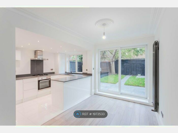 1 Bedroom Flat To Rent In Etherley Road, London, N15