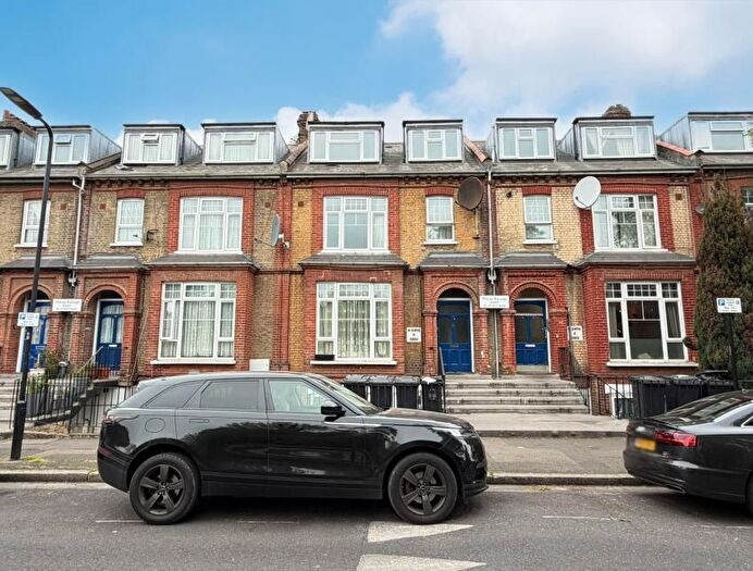 1 Bedroom Flat For Sale In Flat William Bullough Court, - West Bank, Stoke Newington, London, N16