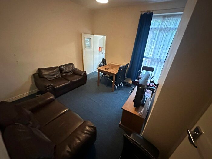 4 Bedroom Terraced House To Rent In Harrow Road, Selly Oak, B29