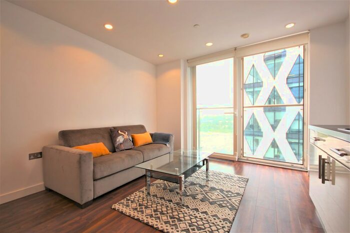 2 Bedroom Flat To Rent In Number One, Pink, Salford, Lancashire, M50