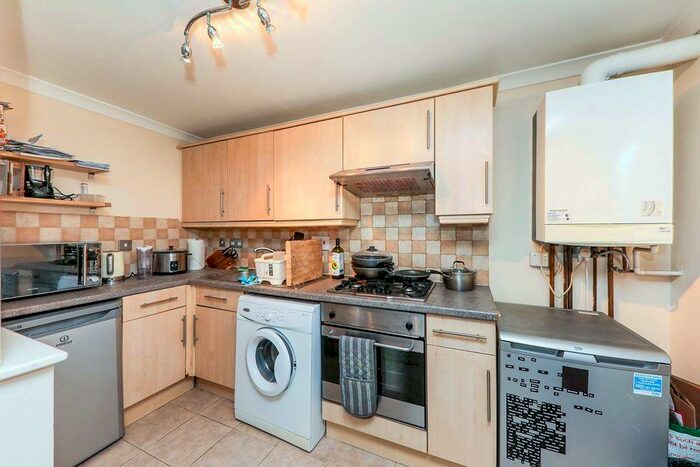 1 Bedroom Apartment To Rent In Alexandra Avenue, Camberley, GU15