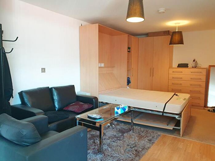 Studio To Rent In Excelsior Apartments, Princess Way, Swansea, SA1