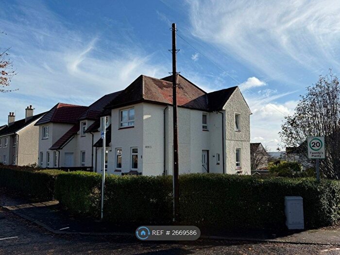 3 Bedroom Flat To Rent In Houston Road, Bridge Of Weir, PA11