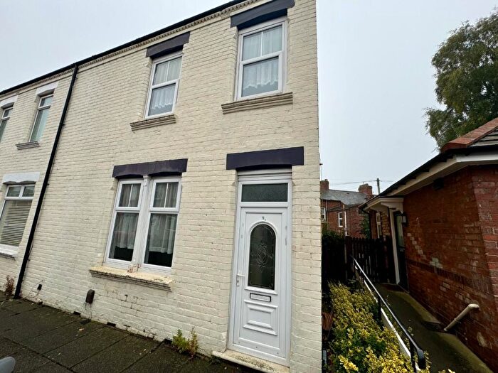 3 Bedroom Semi-Detached House To Rent In Hilda Street, Darlington, Durham, DL1