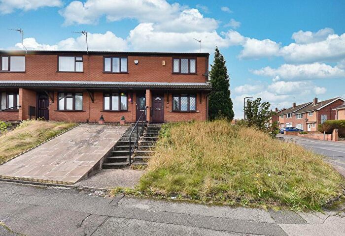 2 Bedroom End Of Terrace House To Rent In Queens Bower Road, Nottingham, NG5