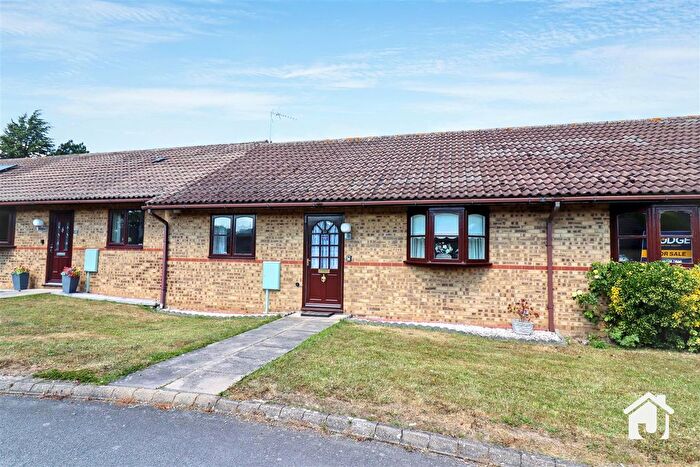 2 Bedroom Terraced Bungalow For Sale In Pinewood Drive, Markfield Court, Markfield, LE67