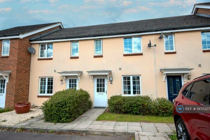 2 Bedroom Terraced House To Rent In Dunstans Drive, Winnersh, RG41