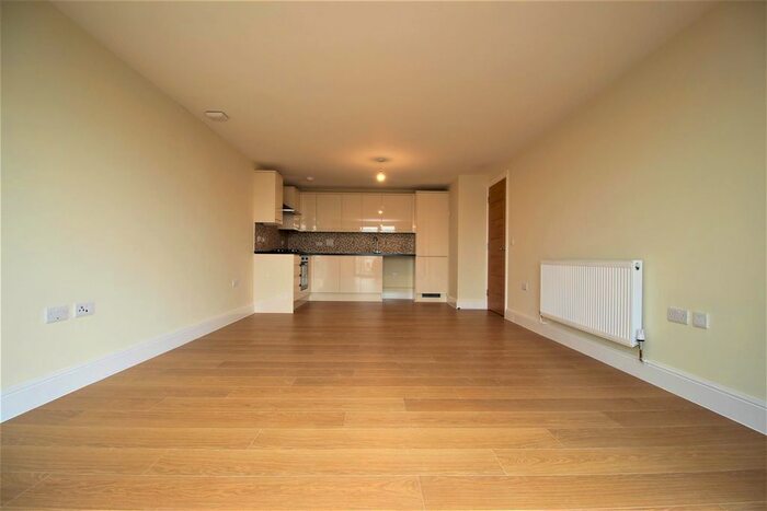 1 Bedroom Flat To Rent In Charter House, High Road, Ilford, IG1