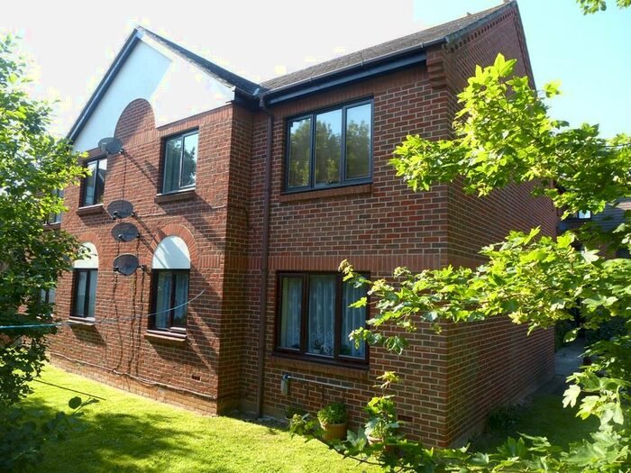 1 Bedroom Apartment To Rent In Mead Lane, Bognor Regis, PO21