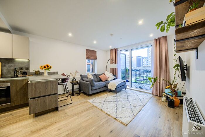 2 Bedroom Flat To Rent In The Fazeley, Snow Hill Wharf, Shadwell Street, B4