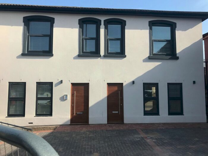 1 Bedroom Flat To Rent In - Shirley Road, Southampton, SO15