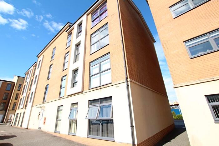 2 Bedroom Flat To Rent In Charlton Boulevard, Patchway, Bristol, BS34