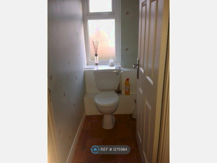 4 Bedroom End Of Terrace House To Rent In Petercole Drive, Bristol BS13