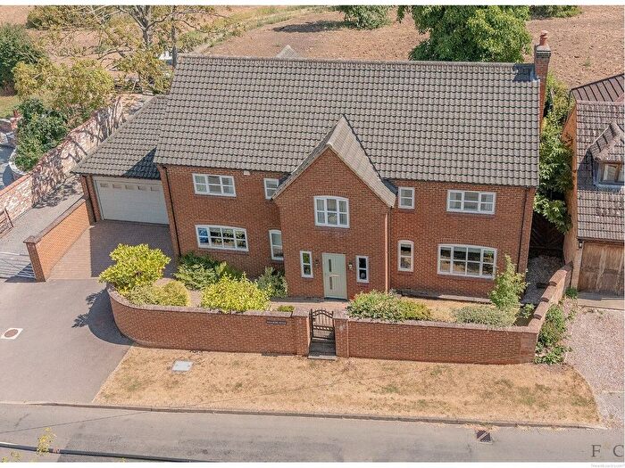 4 Bedroom Detached House For Sale In Main Street, Leicester, LE8