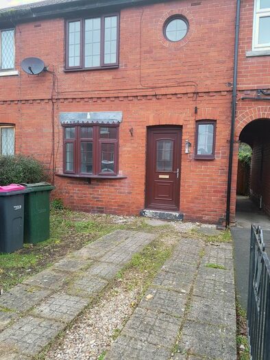 2 Bedroom Town House To Rent In Bentley Road, Bramley, Rotherham, S66
