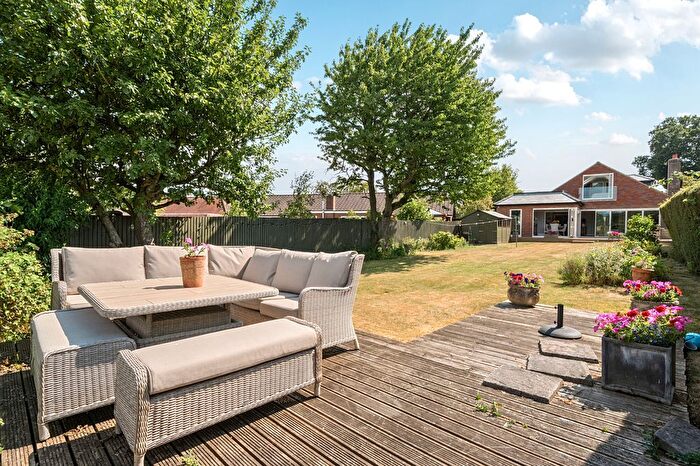 5 Bedroom Detached House For Sale In Jenkins Lane, St. Leonards, Tring, HP23