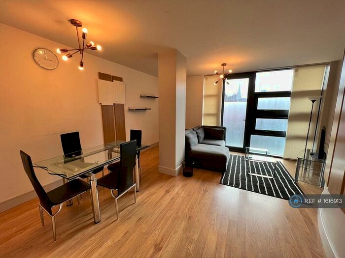 2 Bedroom Flat To Rent In Low Friar Street, Newcastle Upon Tyne, NE1