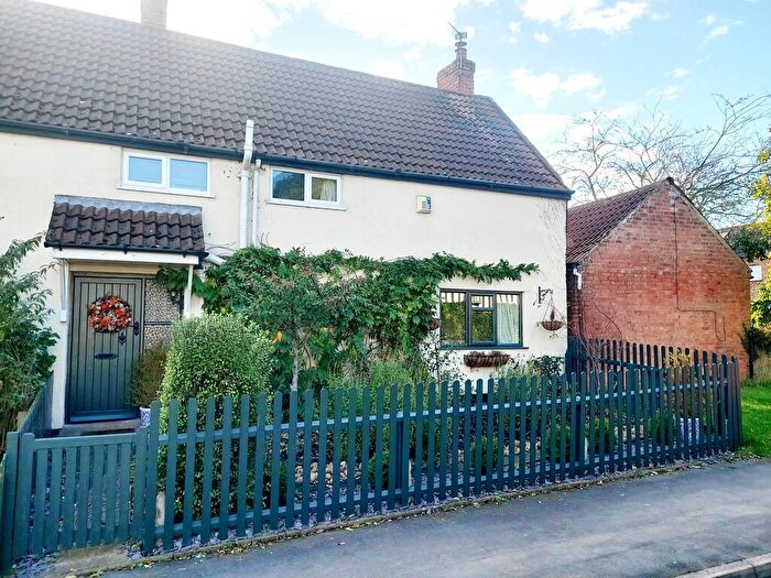 2 Bedroom Cottage For Sale In Main Street, Long Whatton, LE12