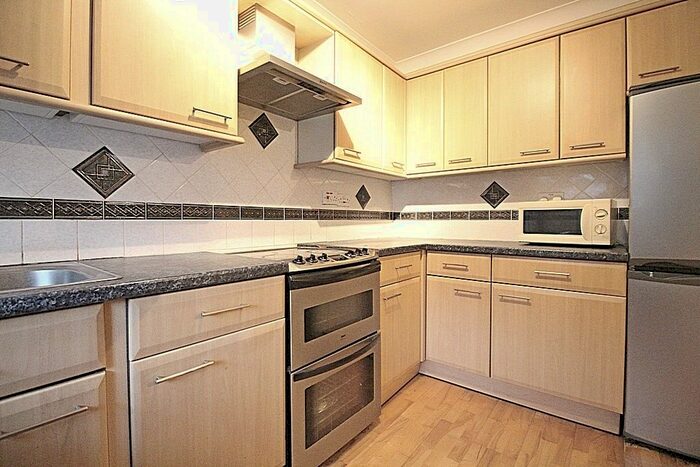2 Bedroom Maisonette To Rent In West Drayton, Middlesex, UB7