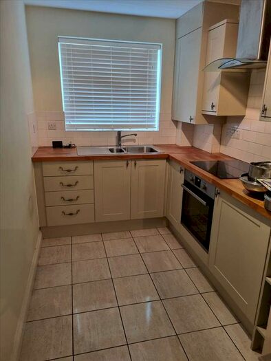 1 Bedroom Flat To Rent In Eksdale, Village Road, London, EN1