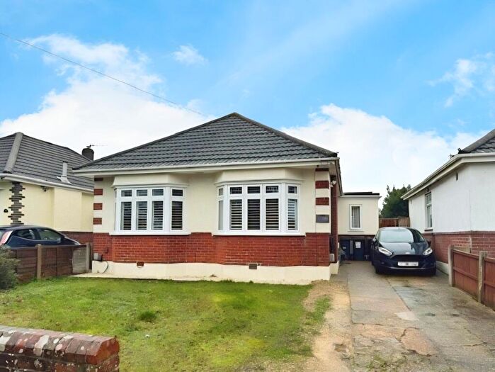 4 Bedroom Detached Bungalow For Sale In Hill View Road, Bournemouth, BH10