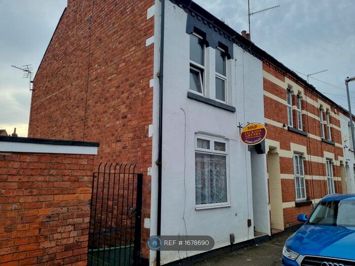3 Bedroom End Of Terrace House To Rent In Thirlestane Road, Northampton, NN4
