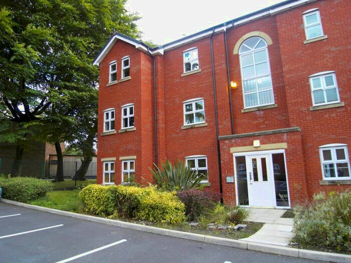 2 Bedroom Flat To Rent In Thomasson Court, Devonshire Rd, Heaton, BL1