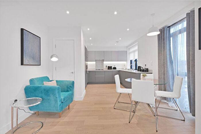1 Bedroom Flat To Rent In Essoldo Close, Harrow, HA3