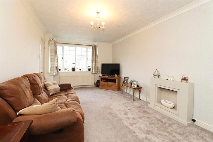 2 Bedroom Semi-Detached Bungalow For Sale In Fairfax, Stamford Bridge, York, YO41