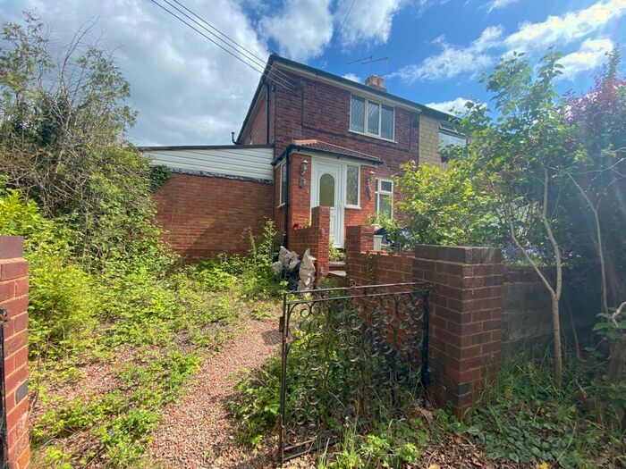 3 Bedroom Semi-Detached House To Rent In Poolhead Lane, Earlswood, Solihull, B94