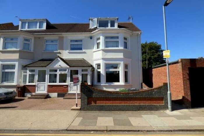 5 Bedroom Property To Rent In Hulse Avenue, Barking, IG11