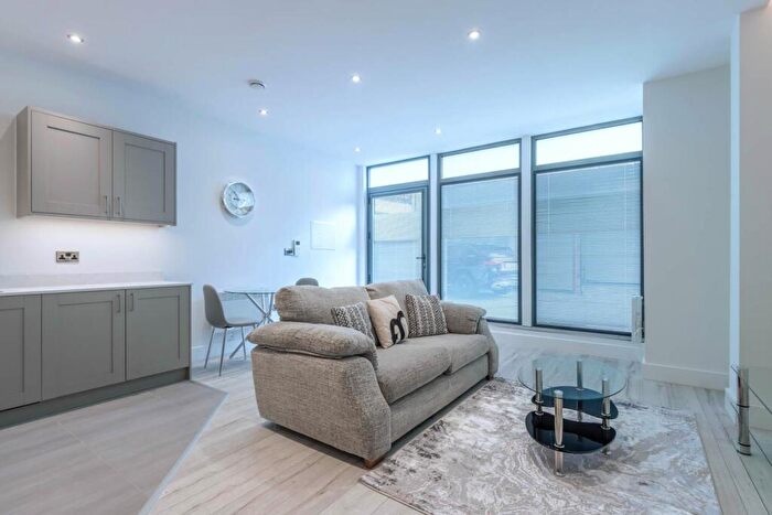 Apartment To Rent In Kenyon Forge, Kenyon Street, B18
