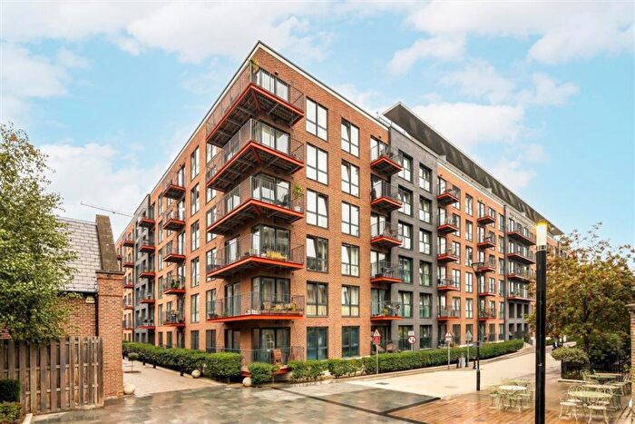 2 Bedroom Flat To Rent In Major Draper Street, Royal Arsenal, SE18