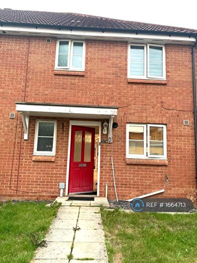 3 Bedroom Terraced House To Rent In Chambers Grove, Welwyn Garden City, AL7
